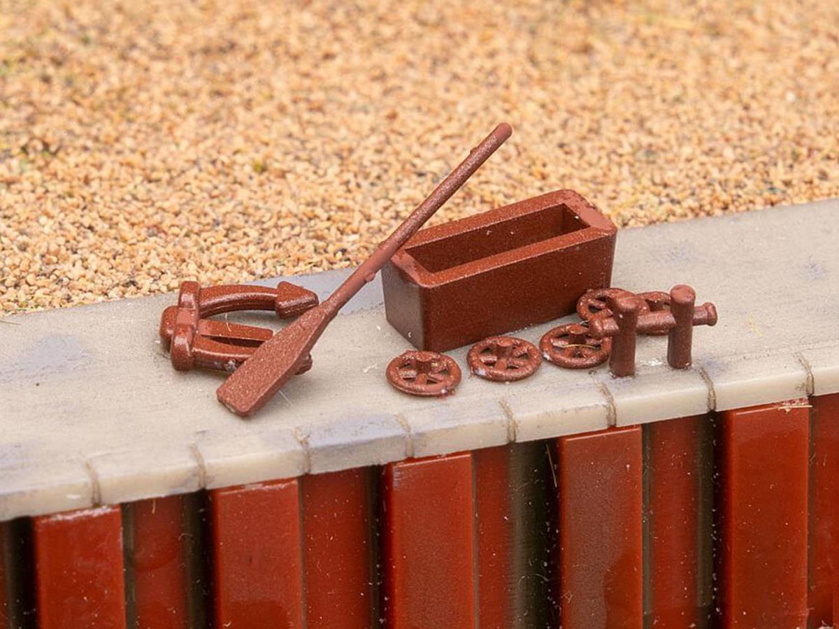 Faller Harbour Accessories Kit HO Gauge 180009