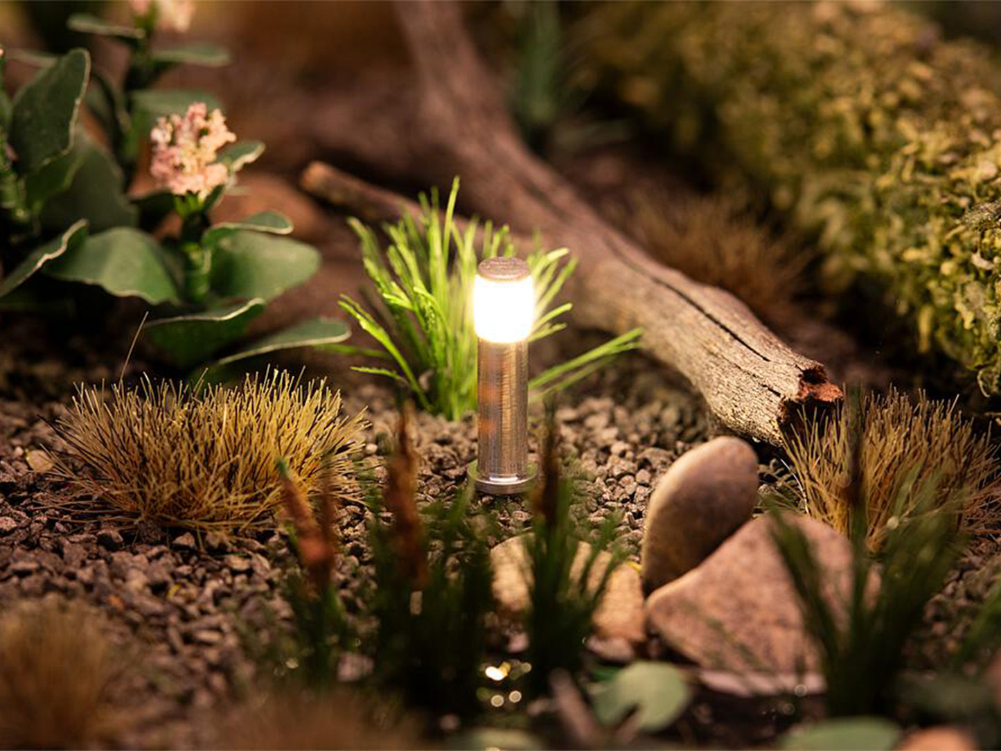 Faller LED Path Light Silver Fitting Warm White (3) HO Gauge FA180139