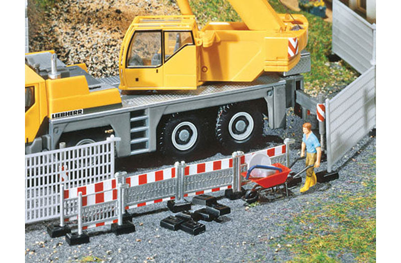 FALLER Barrier Fences Model Kit 460mm IV HO Gauge 180435
