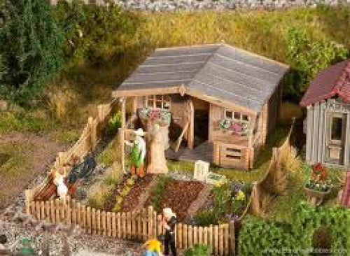 FALLER Allottment w/ Large Garden House Model Kit III HO Gauge 180493