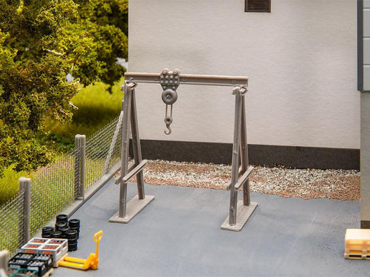 Faller Small Gantry Crane Kit III HO Gauge FA180865