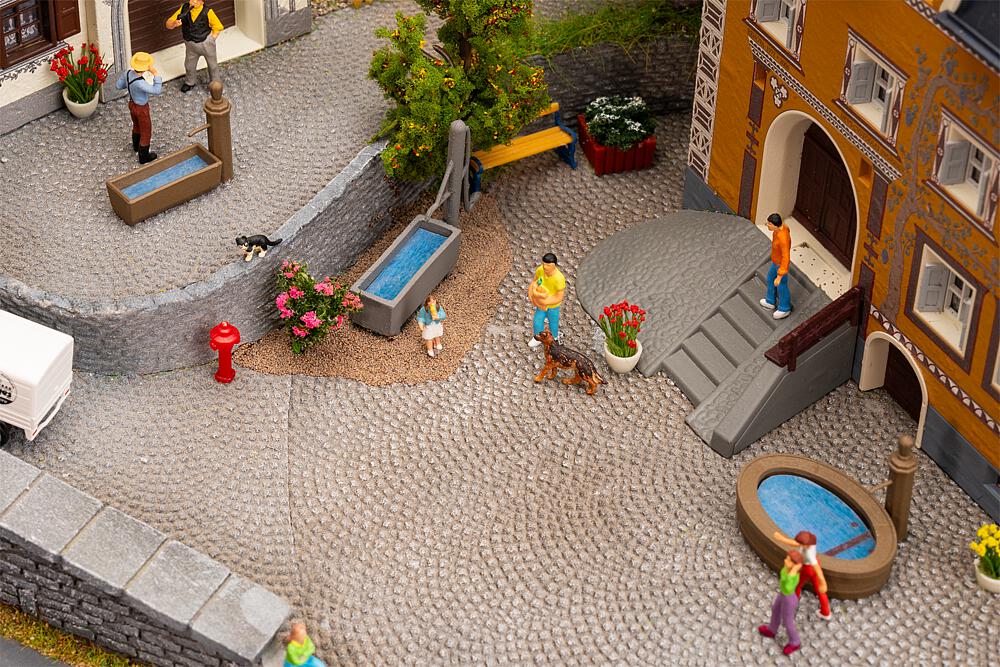 Faller Village Fountains (3) Kit I HO Gauge FA180875