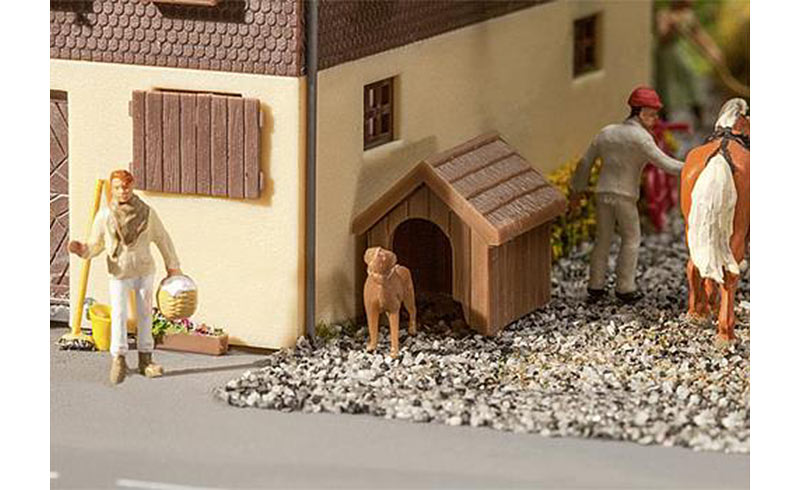 FALLER Kennel w/ Dog Model Kit I HO Gauge 180939