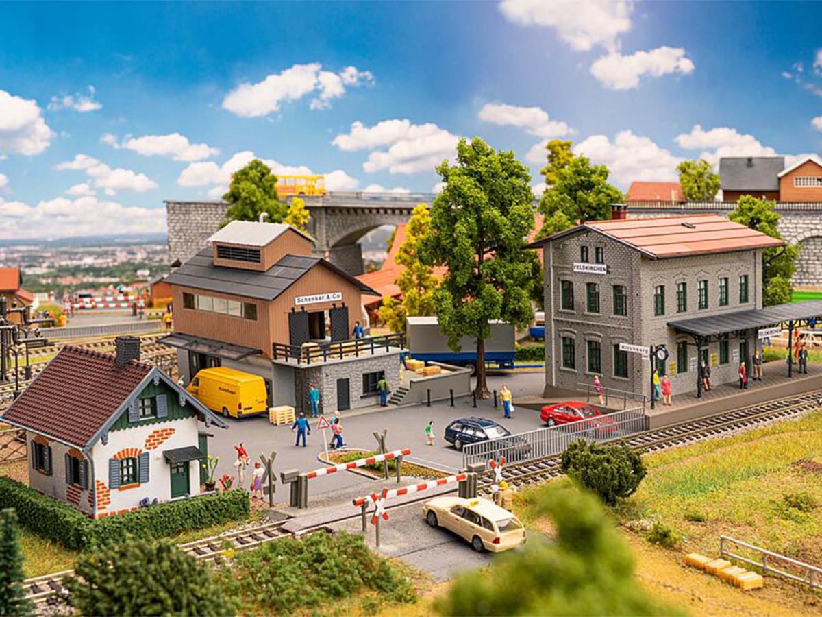 Faller Feldkirchen Railway Station Kit Set 190137 HO Gauge