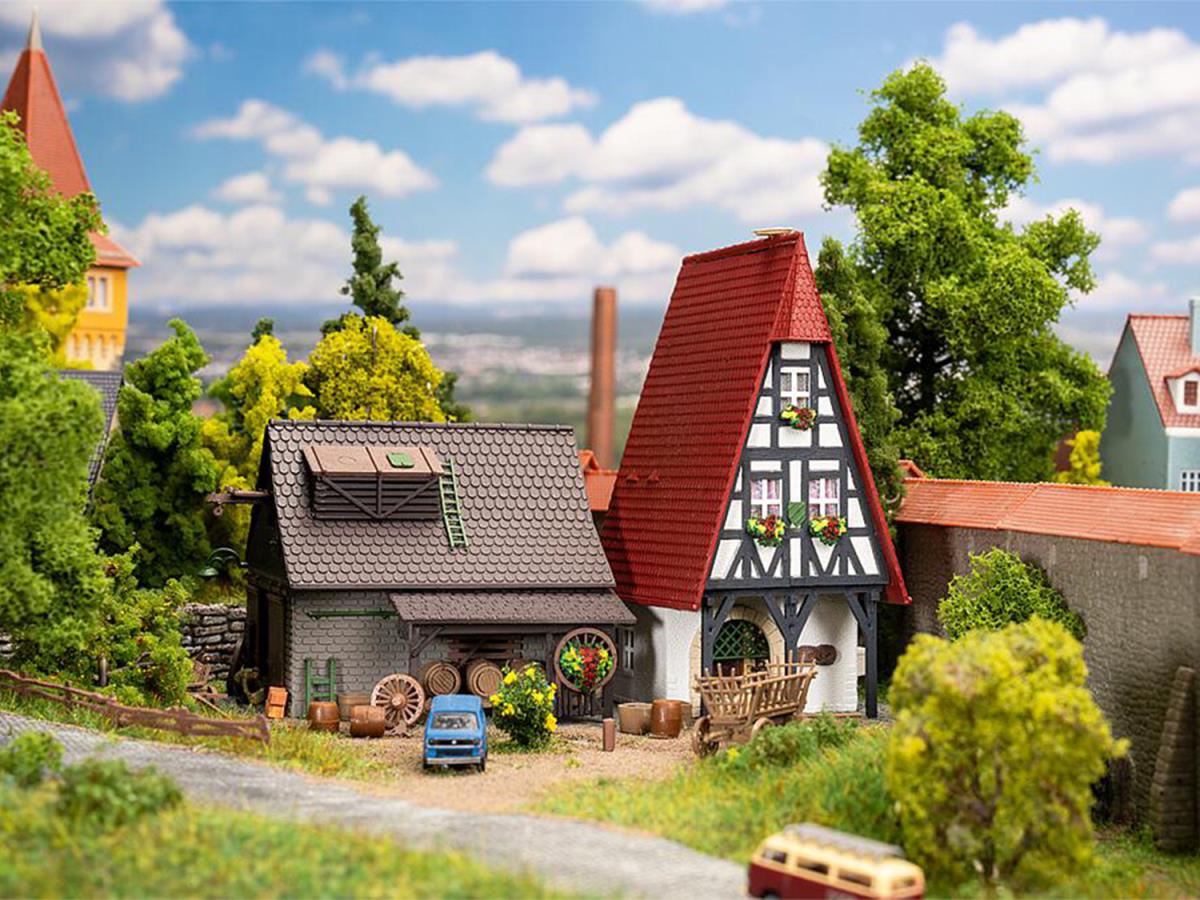 Faller Rothenburg Town Hall with Wine Cellar Kit I N Gauge FA232156