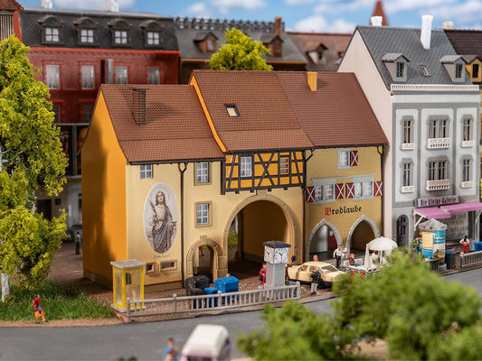 Faller 232167 Maximilianstrasse Old Town Houses Kit III N Gauge