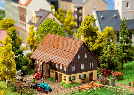Faller Organic Farm Kit I FA232191 N Gauge