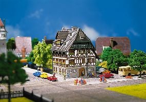 Faller Franken Tudor House Building Kit I N Gauge 232280