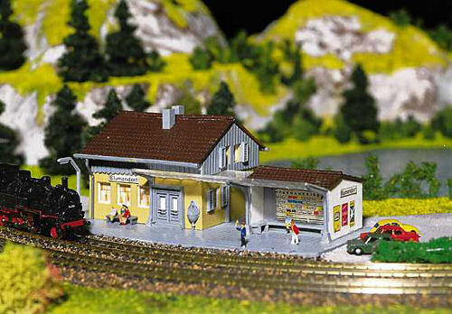 Faller Blumendorf Station Building Kit II Z Gauge 282706