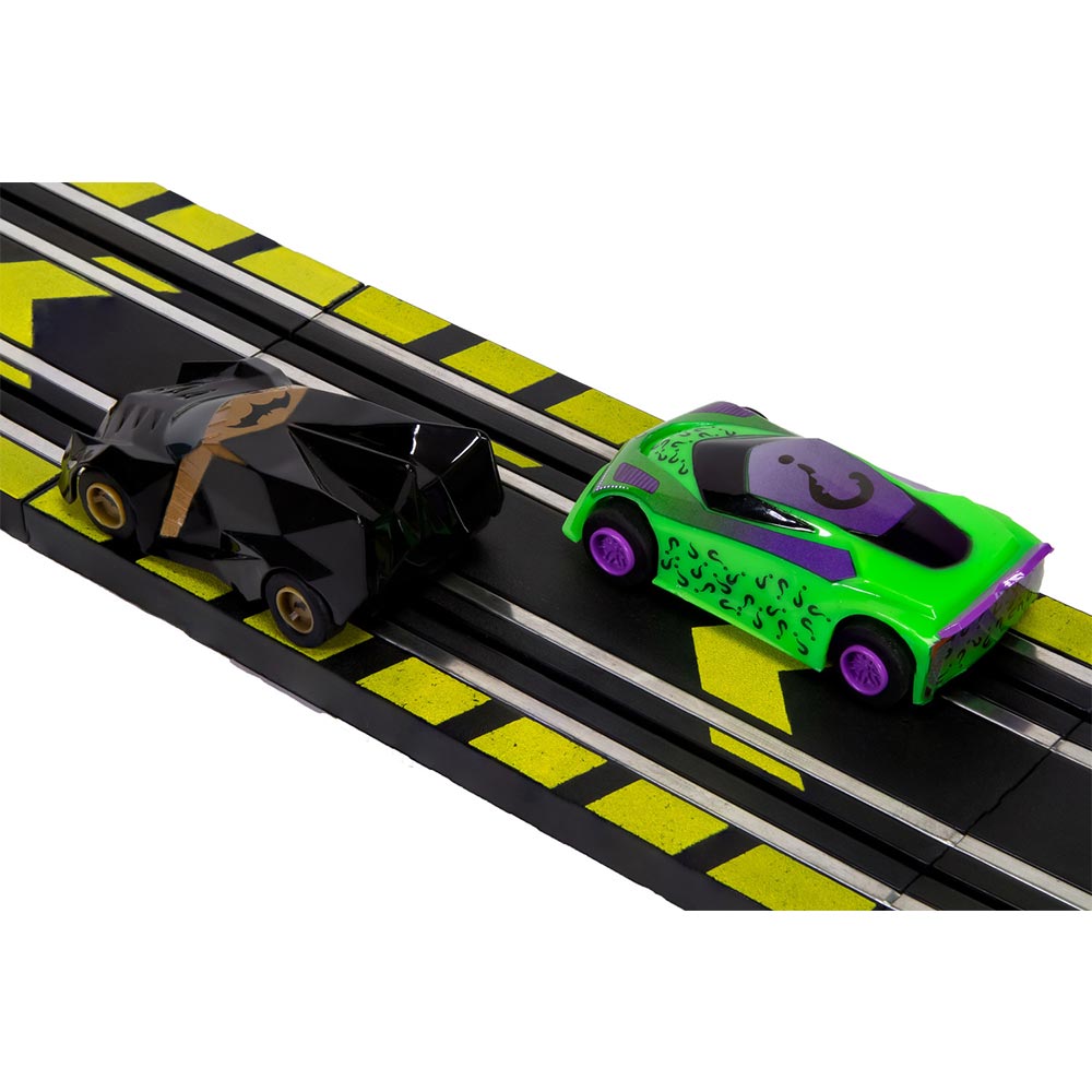 Micro Scalextric Set G1170M Micro Scalextric Batman vs The Riddler Set Battery Powered Race Set