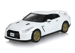 Greenlight 235110-D Tokyo Torque S10 Nissan GTR 2007 Pearl White 1:64 Diecast