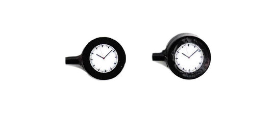 Gaugemaster Fordhampton Wall Mounted Clocks 2pcs (Lit) OO Gauge GM466
