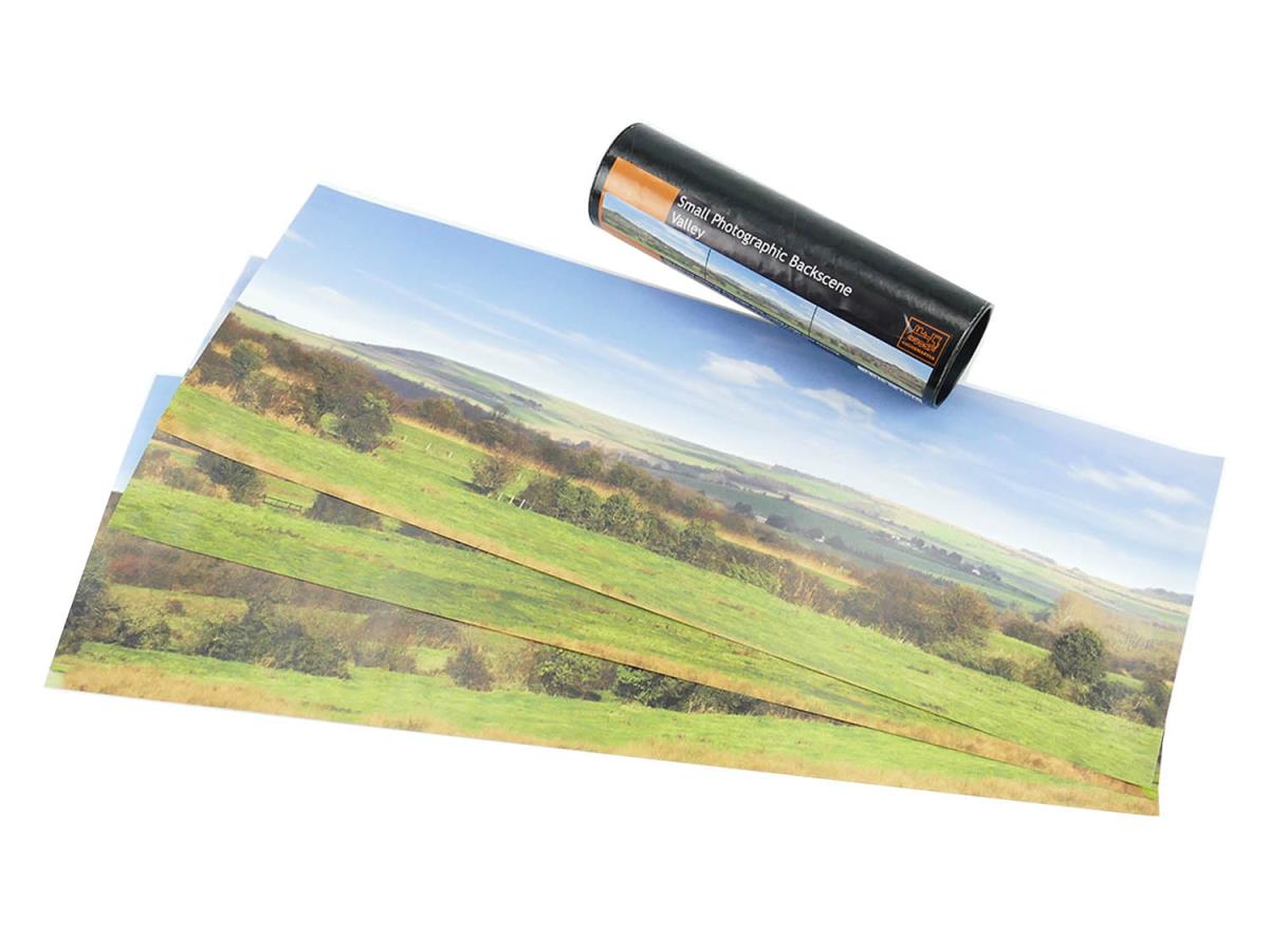 Gaugemaster Valley Small Photo Backscene (1372x152mm) N Gauge GM751