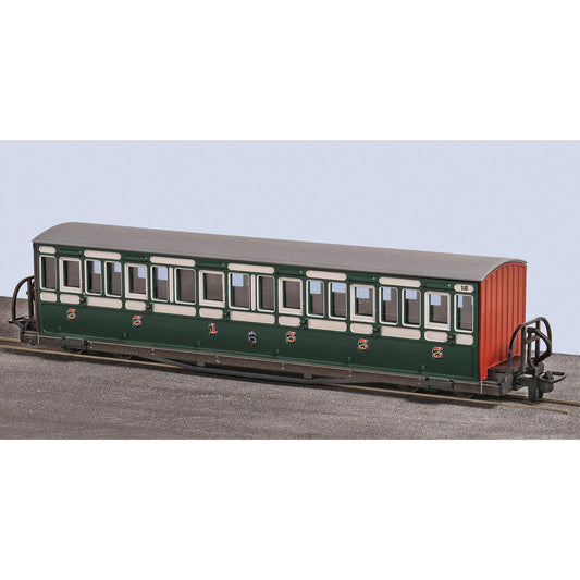 PECO GLT OO9 - FR Short "Bowsider" Bogie Coach - Early Preservation Green 18