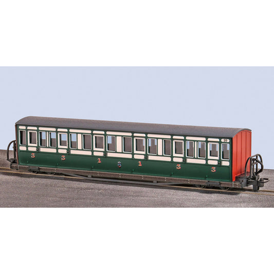 PECO GLT OO9 - FR Long "Bowsider" Bogie Coach - Early Preservation Green 20