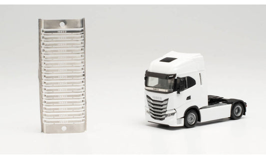 Herpa Stone Chip Windscreen Protectors (15) Iveco S-Way HA055345 HO Gauge