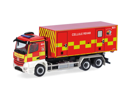 Herpa MB Arocs M 3 Axle Truck Pompiere Cellule Rehab HA099233 HO Gauge