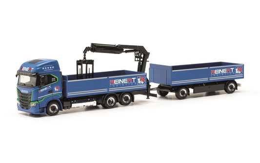 Herpa Iveco S-Way Planked Bed with Crane Reinert Logistic HO Gauge HA315265