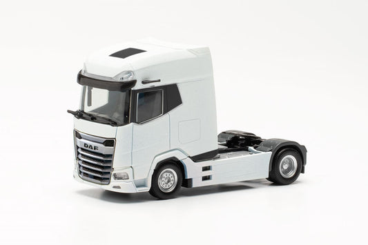 Herpa DAF XG+ Tractor Unit White HA316033 HO Gauge