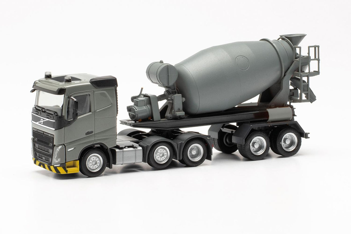 Herpa Volvo FH FD 2020 6x2 Concrete Mixer Grey/Yellow HO Gauge HA316224