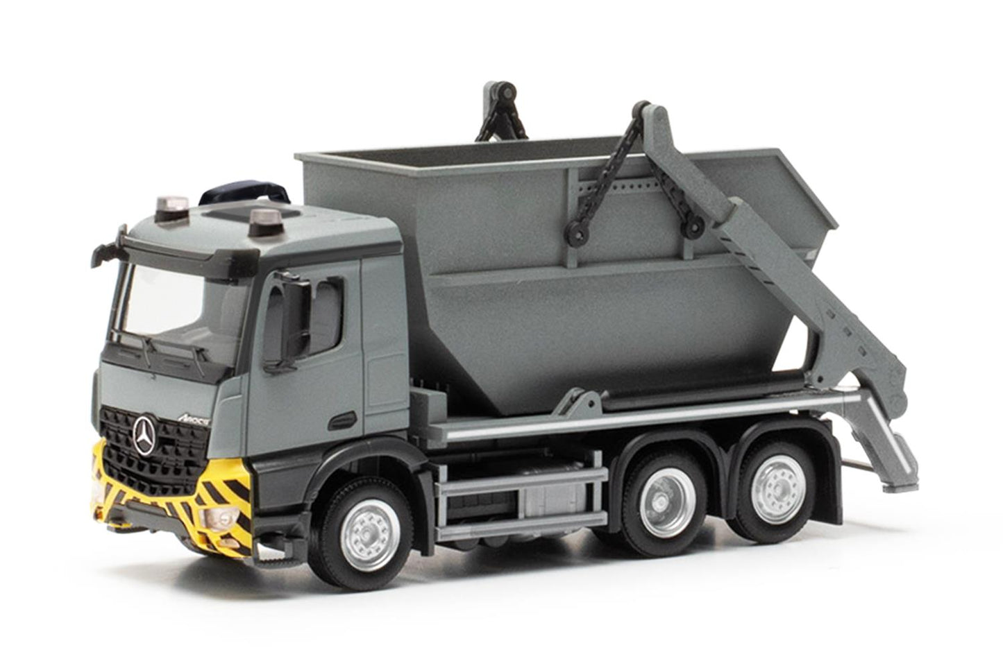 Herpa MB Arocs AK16 Skip Loader Grey/Yellow HO Gauge 317863