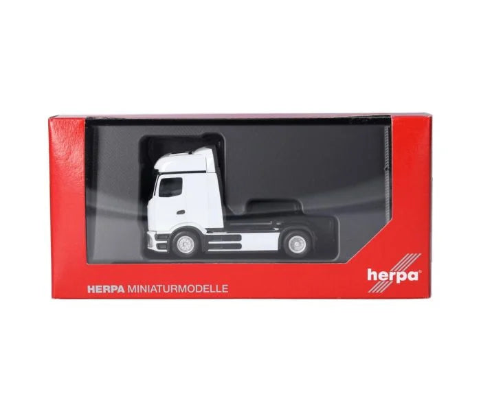 Herpa MB eActros 600 ProCabin Bigspace 2 Axl Rigid Tractor White 320191 HO Gauge