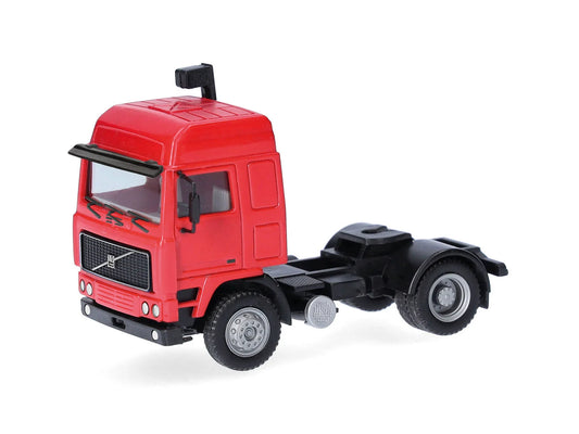 Herpa Volvo F10 Globetrotter 2 Axle Rigid Tractor Red HA321099 HO Gauge