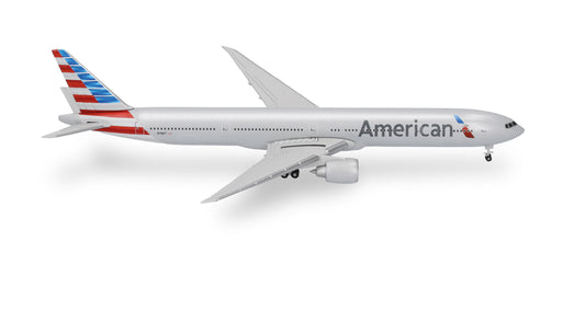 Herpa 523950-003 Boeing 777-300ER American Airlines N736AT (1:500) HO Gauge