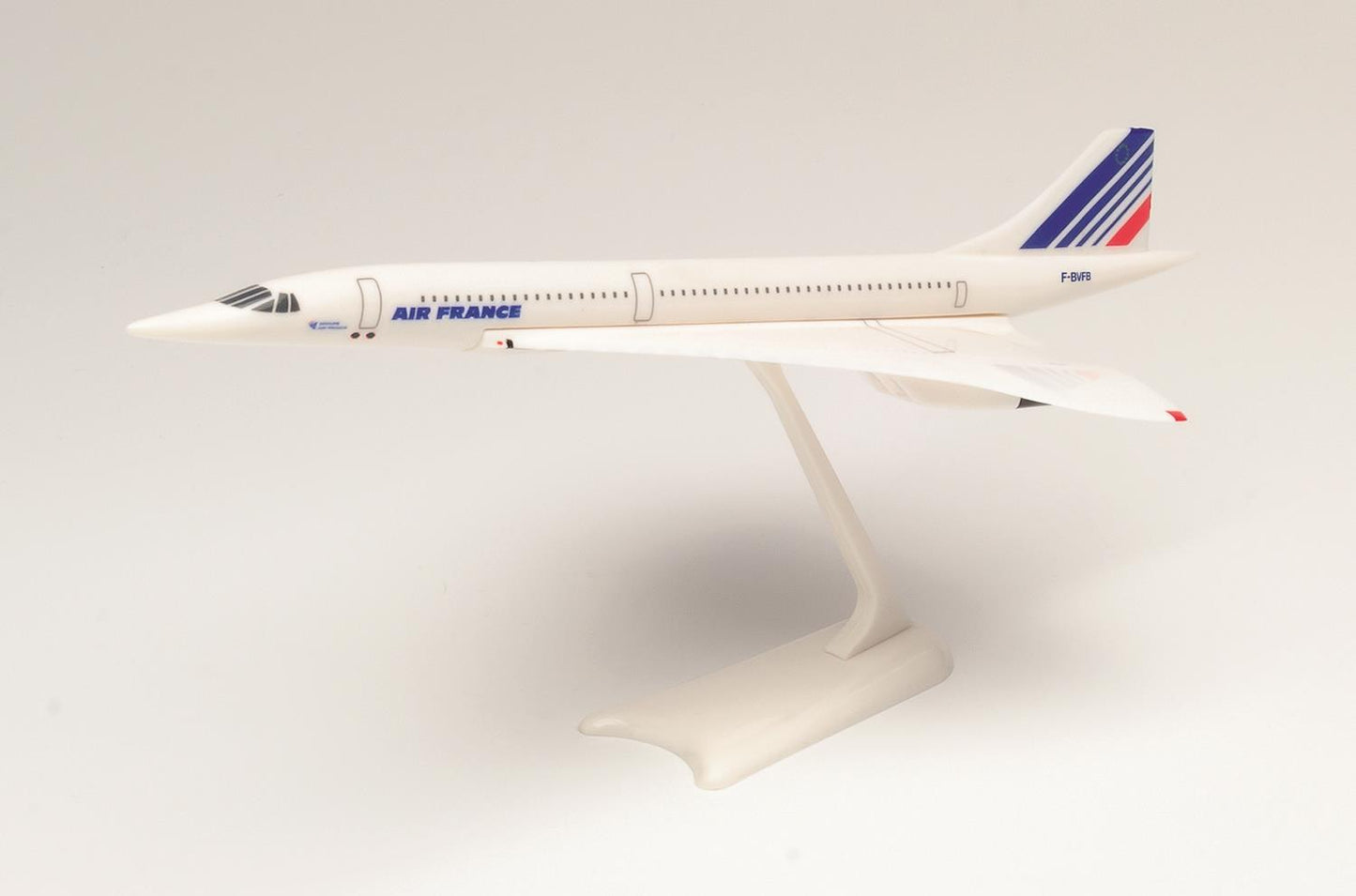 Herpa Snapfit Concorde Air France F-BVFB 1:200 HA605816-001