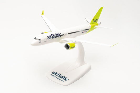 Herpa Wings Snapfit Airbus A220-300 airBaltic YL-AAZ (1:200) HA613637 1:200