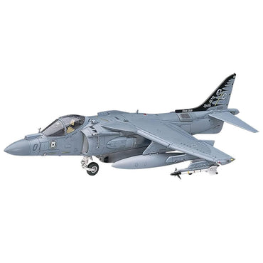 Hasegawa HAPT28 AV-8B Harrier II Plus 1:48 Model Kit