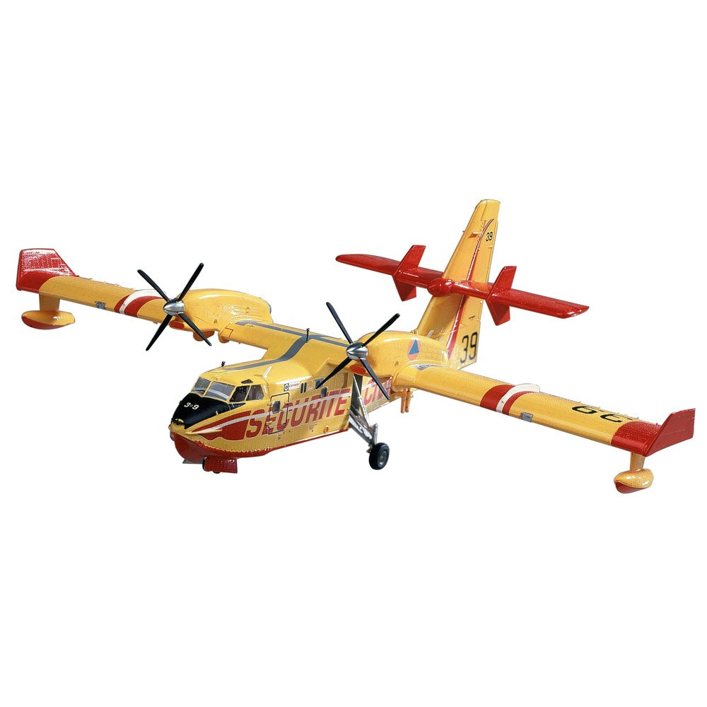 Heller 80370 Canadair CL-415 1:72 Model Kit