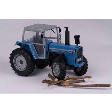 Heller 81403 Landini 16000 DT Tractor 1:24 Model Kit