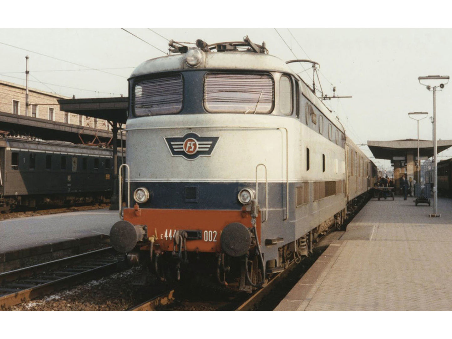 Arnold HIN2686S FS E444 002 Electric Locomotive IV (DCC-Sound) N Gauge