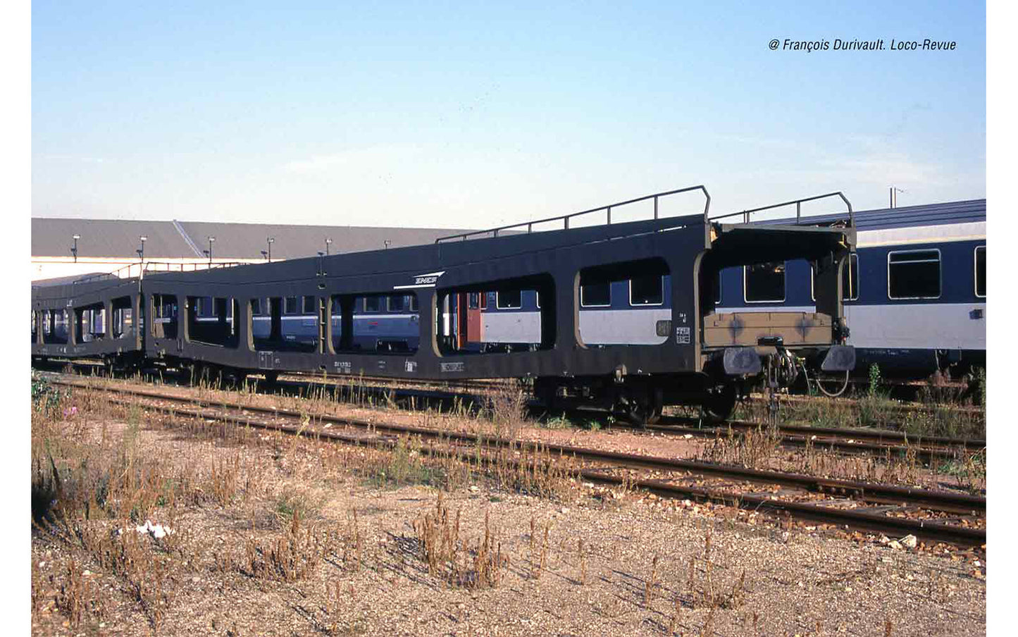 Arnold HIN4347 SNCF DD DEV 66 Casquette Car Transporter Set (2) IV N Gauge