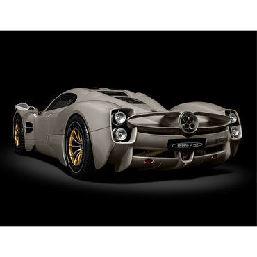 Pocher HK120 Pagani Utopia 1:8 Diecast Model Kit