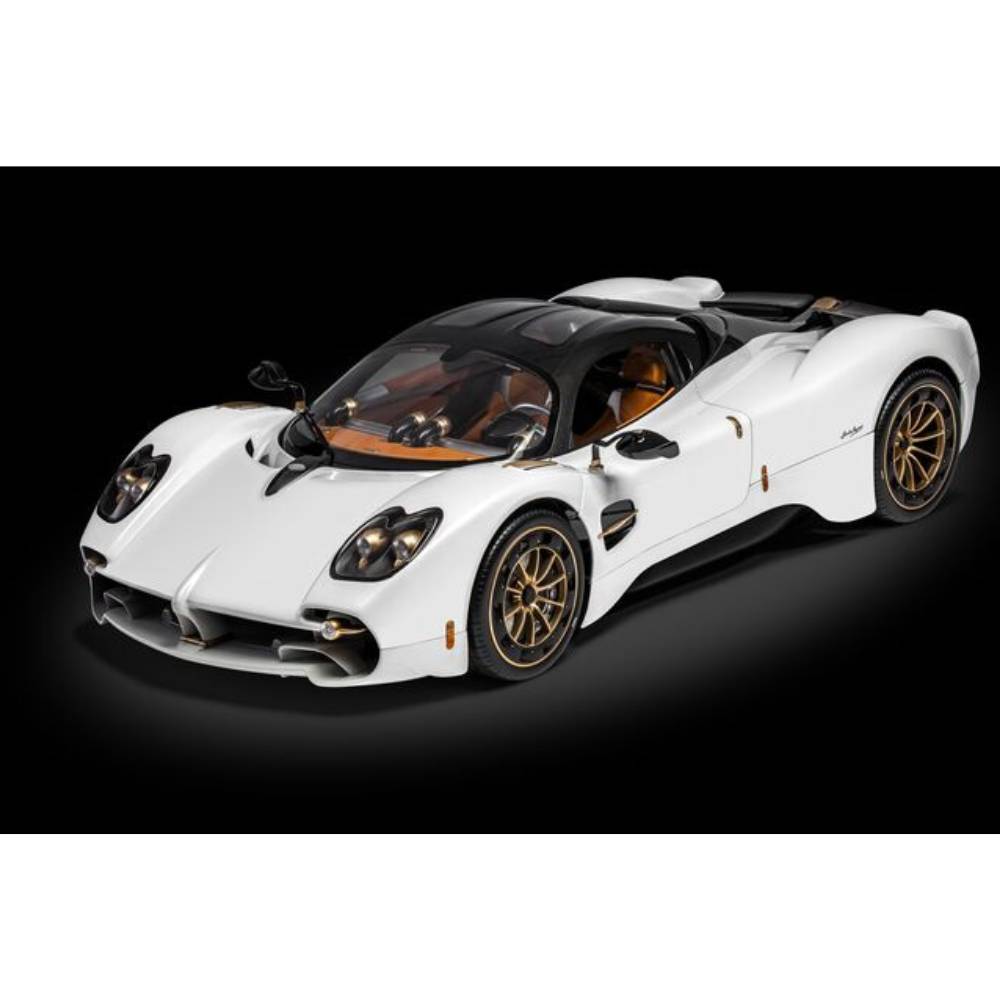 Pocher HK123 Pagani Utopia Coupé Bianco Perla 1:8 Model Kit