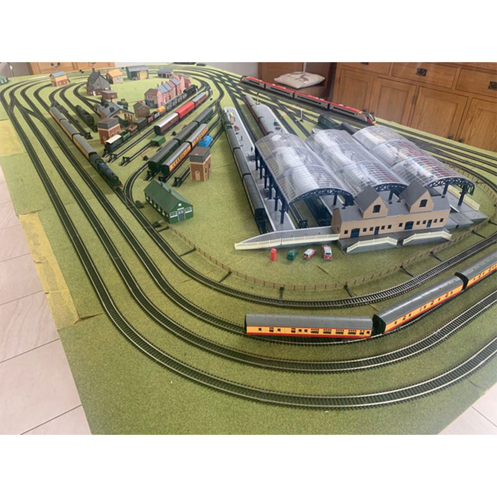 HORNBY Digital Train Set HL16 Jadlam 2020 Large Layout with 2 Trains