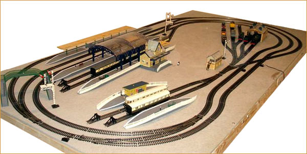 HORNBY Analogue Train Set HL4 Big Layout with 2 Trains - Fits on 8x4ft Board