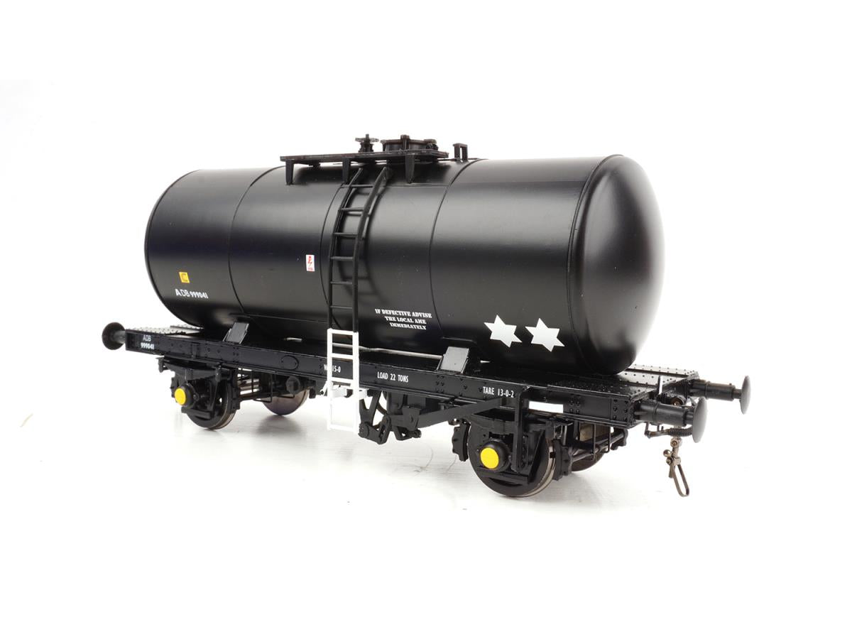 Heljan 1016 35t B Tank Wagon BR Black 'Waste Oil' O Gauge