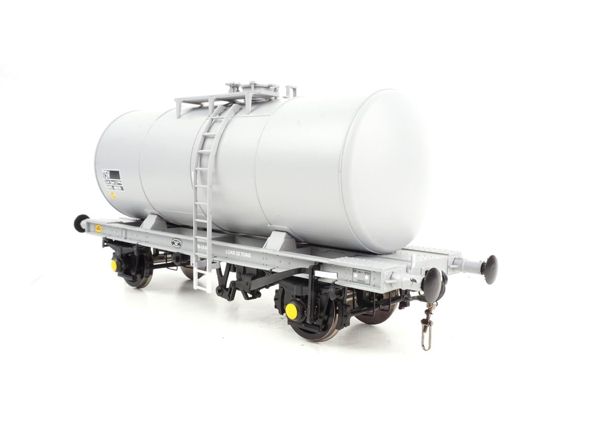 Heljan 1022 35t B Tank Wagon ICI Molasses Red/Grey O Gauge