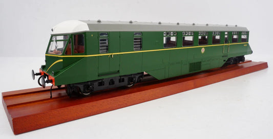Heljan AEC Railcar BR Green w/Speed Whiskers (White Cab Roofs) O Gauge Diesel Model Train HN1904
