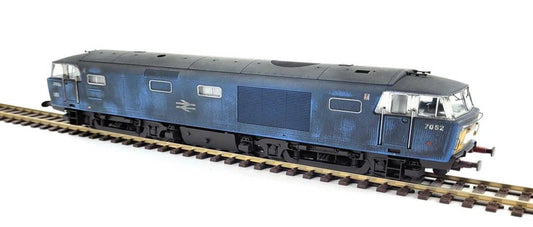 Heljan 3534 Class 35 7052 BR Blue Small Yellow Panels Faded/Weathered OO Gauge