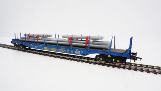 Heljan Cargowaggon IGA Bogie Flat Blue w/Pipe Load Weathered OO Gauge Wagon HN5113