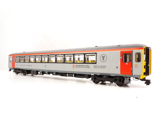 Heljan Class 153 906 Transport for Wales HN53271 O Gauge