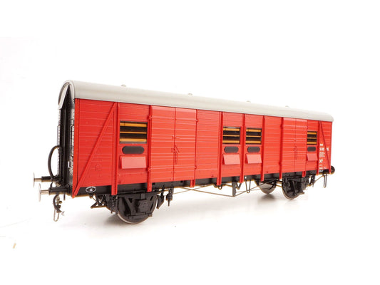 Heljan PMV Unnumbered BR Crimson (Uneven Planks) HN9151 O Gauge