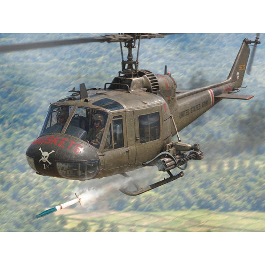 ICM 48293 UH-1C Huey Gunship 1:48 Model Kit