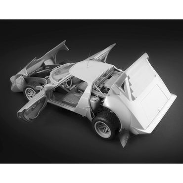 Italeri 4714 Lancia Stratos HF Gr.4 1:12 Model Kit