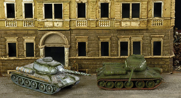 ITALERI Russian Tank T34/85 7515 1:72 Military Model Kit