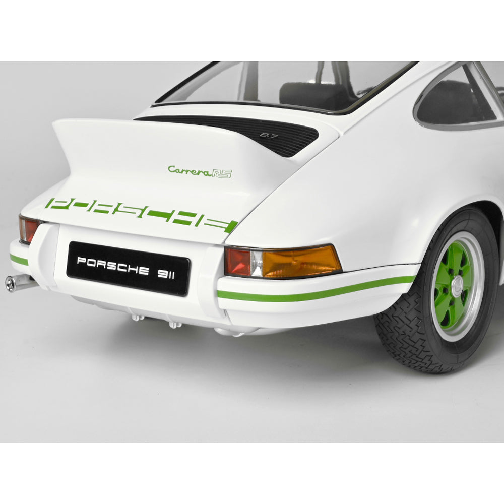 IXO Porsche 911 Carrera RS 2.7 White/Green 1:8 Metal Model Kit